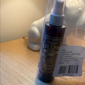 Vacation® Original Coconut Oil SPF 15 Spray - Brown Bottle
